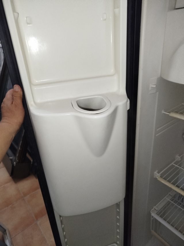 AMERICANA ACERO INOX DISP AGUA Y HIELO