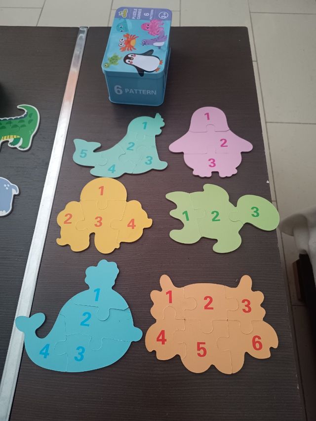 Lote 3 latas puzzles evolutivos. animales y vehícu