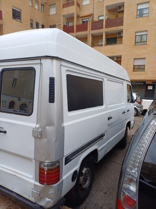 Mercedes-Benz mb100 95