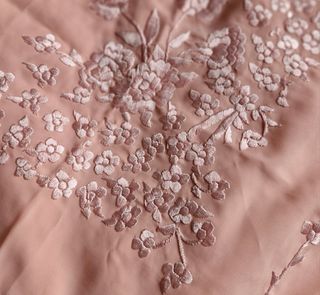 Mantón de manila seda natural.