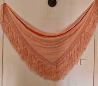 Mantón de manila seda natural.