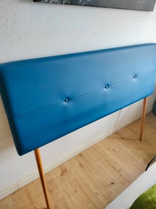 Cabecero polipiel azul para cama 135-140