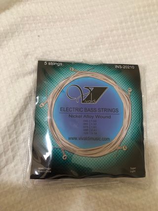 5 Cuerdas Bajo Electrico