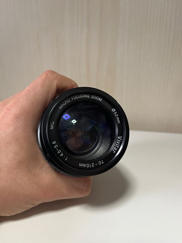 Vivitar 70/210mm F4.5/5.6 Macro Focusing Zoom Lens