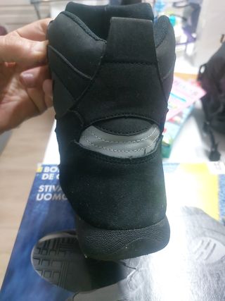 Vendo Casco, botas, guantes y gafas moto