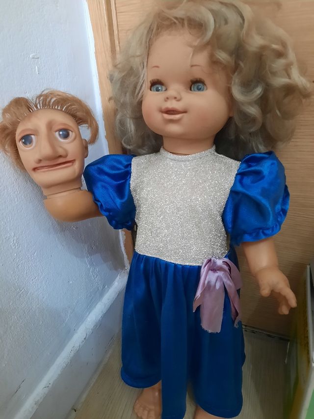 Maricarmen y Doña Rogelia de FAMOSA.