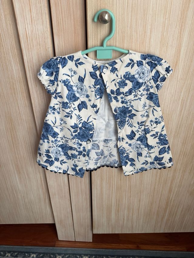 Vestido bebé talla 9 meses como nuevo