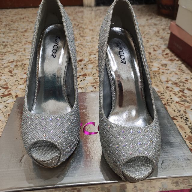 Zapatos peep toe mujer