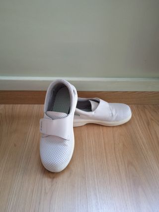 Zapatos sanitarios de seguridad PSH Talla 40