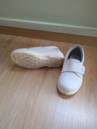 Zapatos sanitarios de seguridad PSH Talla 40