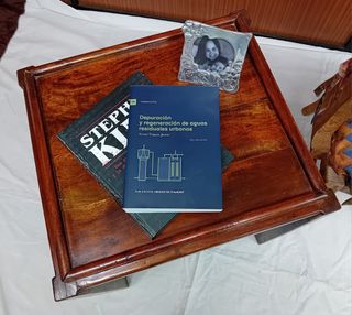 Mesa de madera maciza