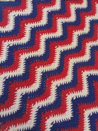 Manta echa a mano de lana.