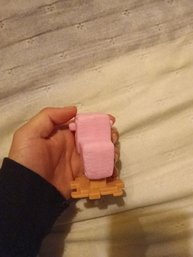 Minecraft x McDonald's oveja rosa