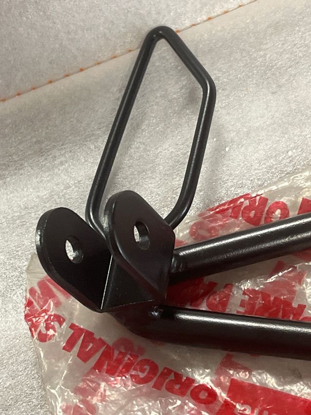 Estribo trasero aprilia AF125 90/92