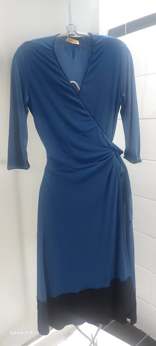 Vestido crep de punto azul