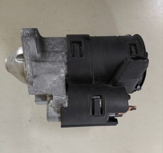 Motor de arranque Renault 8200584675