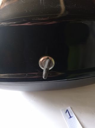 BAUL DE CASCOS  DE MOTOS