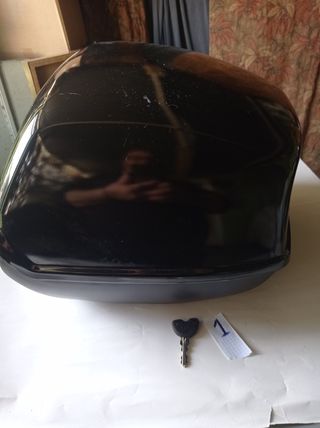 BAUL DE CASCOS  DE MOTOS