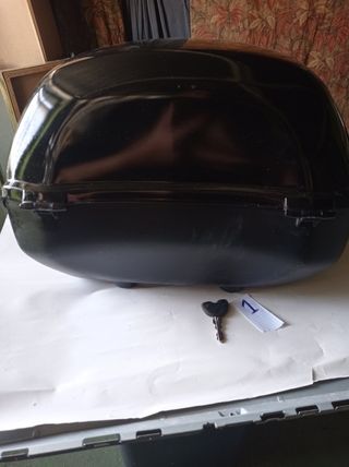 BAUL DE CASCOS  DE MOTOS
