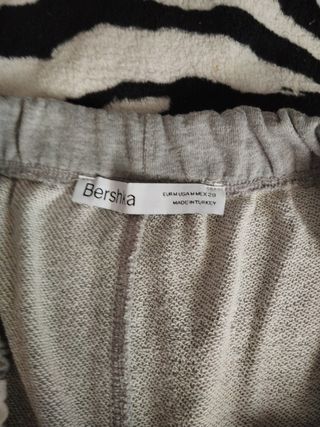 Pantalón chándal Bershka mujer
