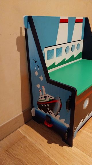 Banco y juguetero o caja de almacenaje