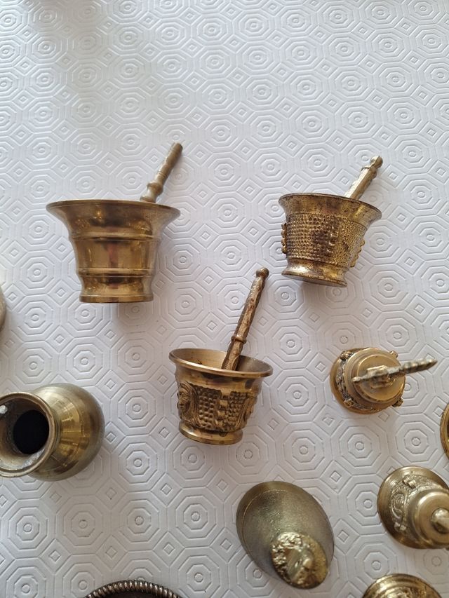 Lote 16 piezas laton bronze.