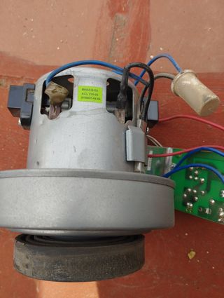 Motor aspiradora Nilfisk Advance Coupe Neo Energy.