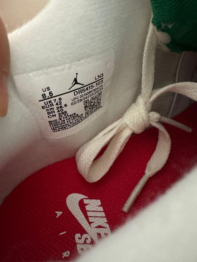 Zapatillas Jordan Retro 4 SB