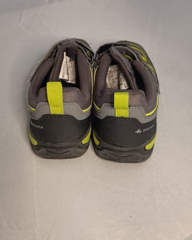 Sneakers da montagna Quechua