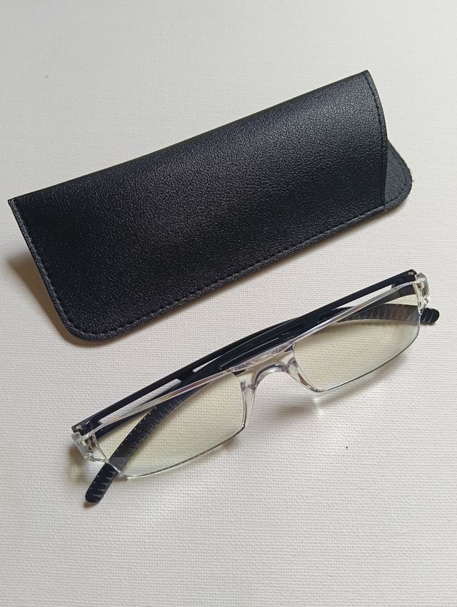 Gafas de cerca de 2,50 para leer