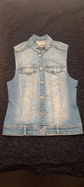 Chaleco elástico vaquero Stradivarius 