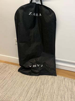 Traje ZARA hombre
americana y pantalon