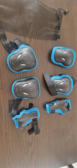 Protecciones para patinete o skate. Niño