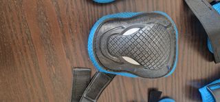 Protecciones para patinete o skate. Niño