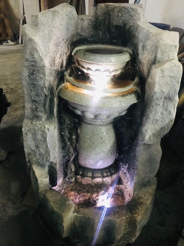 Fuente de jardin de resina