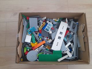 CAJA LEGOS
