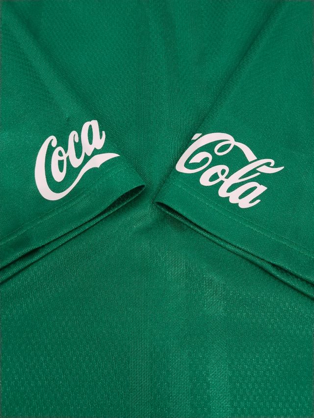 Camiseta Adidas CocaCola Rare 90s Vintag