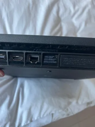 PlayStation 4 con dos mandos