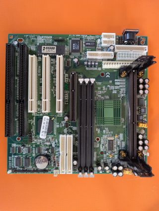 PLACA BASE pentium SLOT 1 FORMATO BABY AT (LEER!)