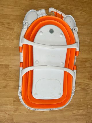 Bañera plegable Karibu naranja y blanca