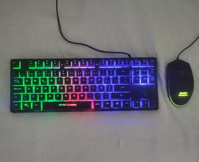 Teclado y Ratón RGB