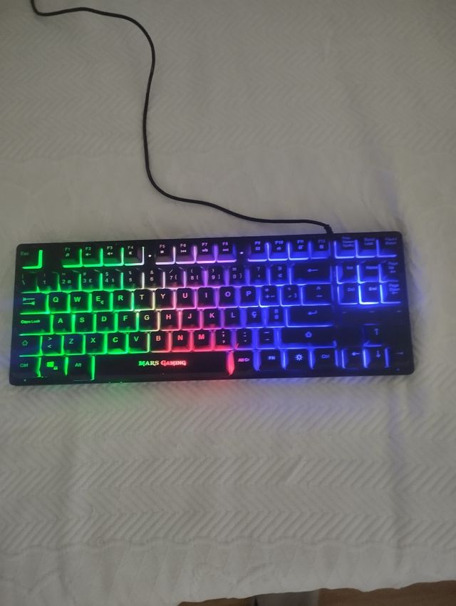 Teclado y Ratón RGB