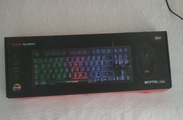 Teclado y Ratón RGB