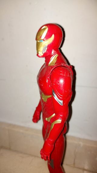 Muñecos figuras Héroes Marvel