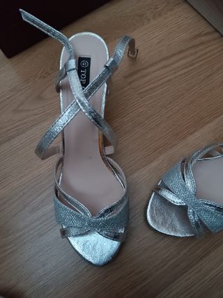 Sandalias plateadas