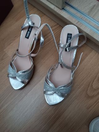 Sandalias plateadas