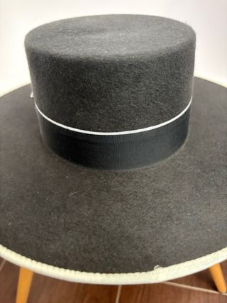 Sombrero de ala ancha