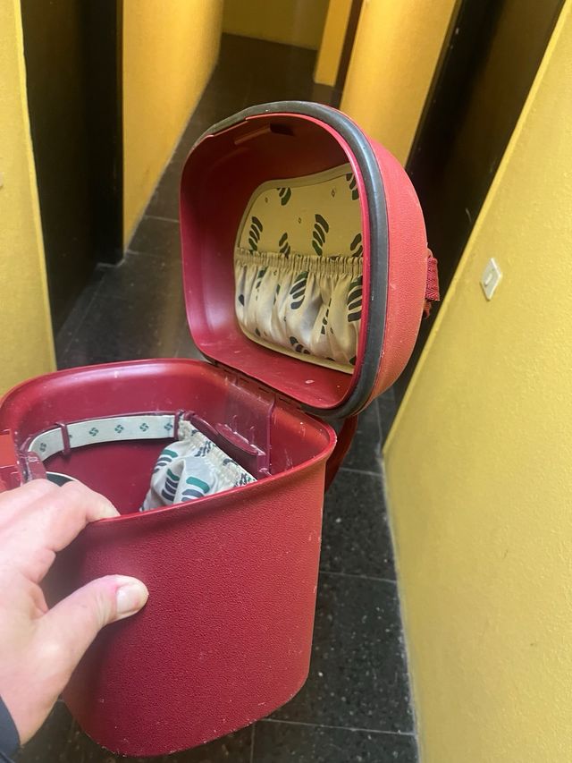 Maleta grande y neceser Samsonite burdeos