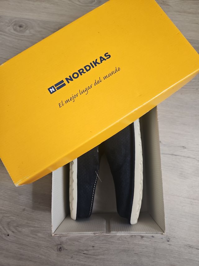 ZAPATILLAS NORDICAS 