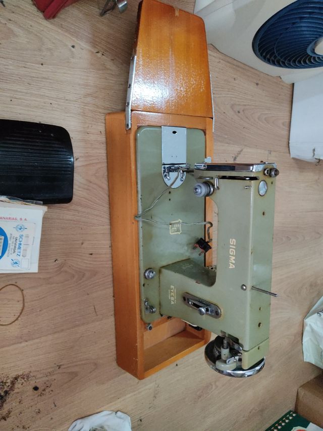 Maquina de coser Sigma